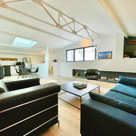 Le Loft - Calme & Deco - Patio Intime - Salle De Cinema - Centre 瓦讷